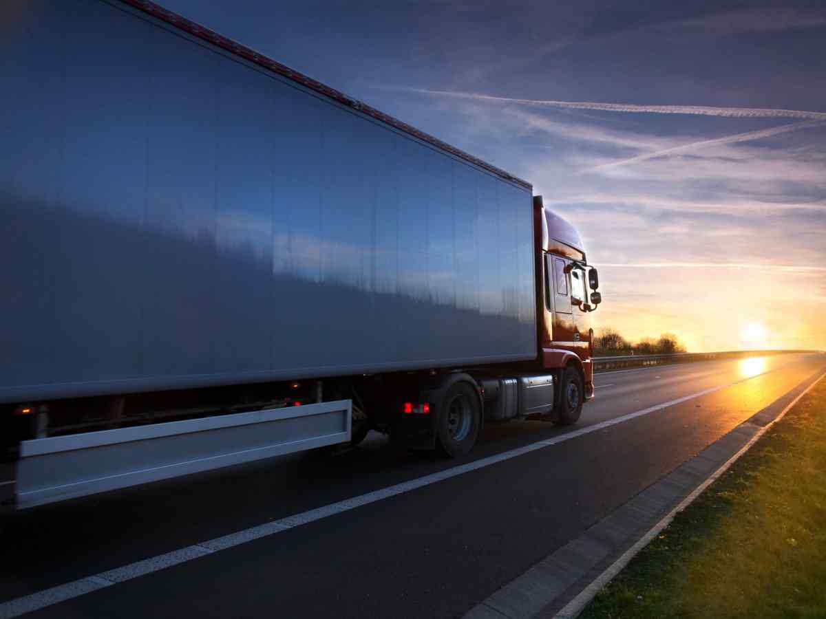 https://ltntransport.pl/wp-content/uploads/2017/07/inner_7.jpg